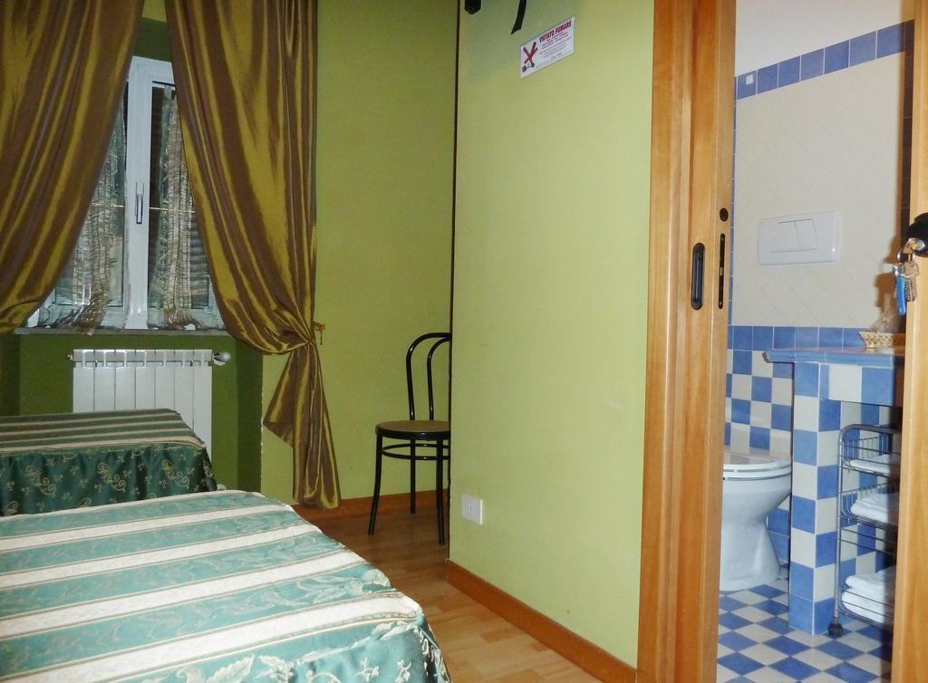 Hotel Sutrium Pokoj fotografie